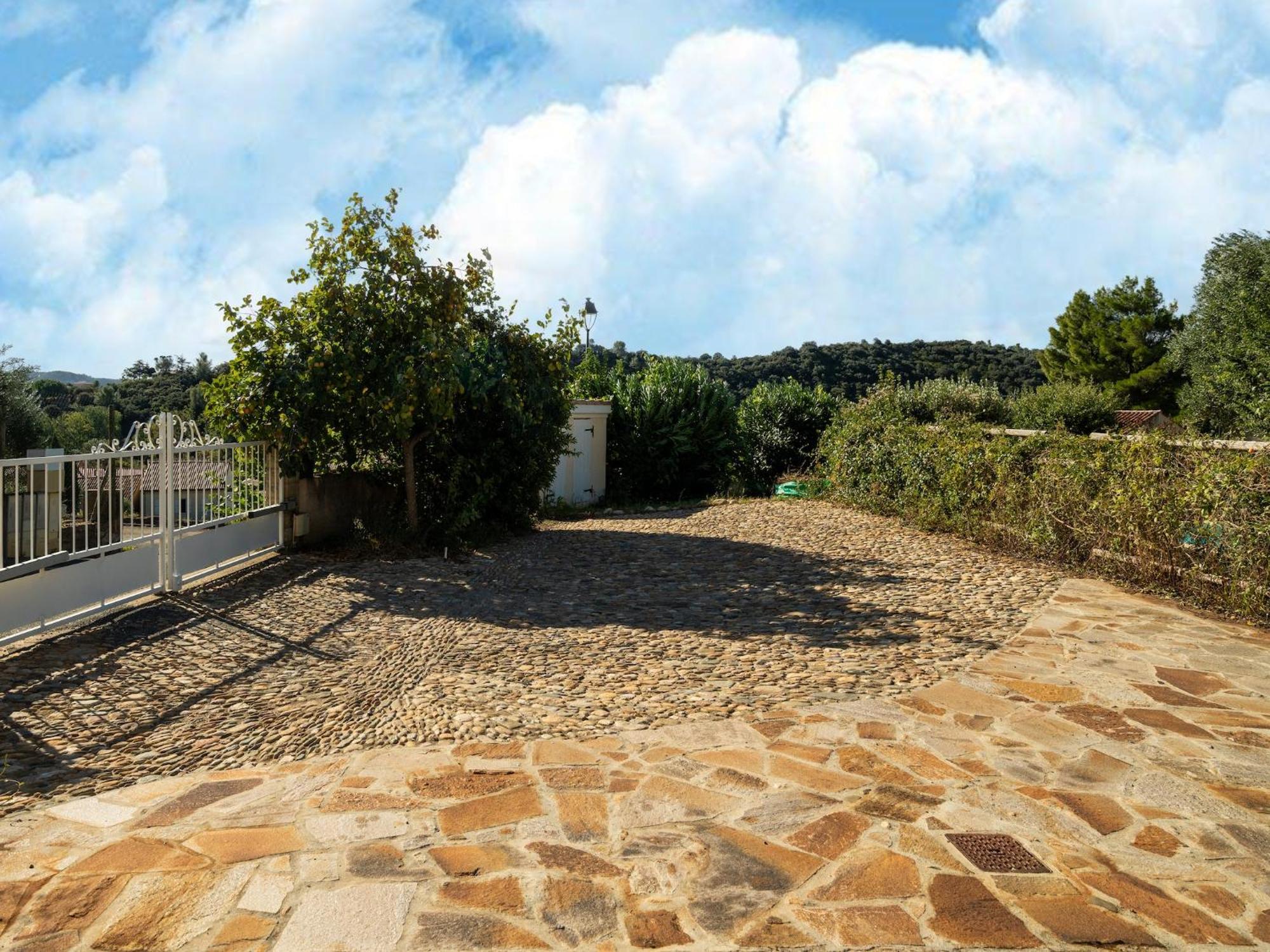 House In The South Of France With Private Pool Villa Roquebrun Bagian luar foto
